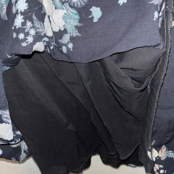 Love Johnny Was Dark Floral Lace Women's Blouse Rayon Romantic L - Picture 8 of 10